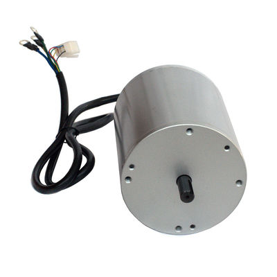 অ্যালুমিনিয়াম / ঢালাই লোহা সহ 50/60Hz এসি বিএলডিসি মোটর 1 বছরের উচ্চ টর্ক জন্য গাড়ী